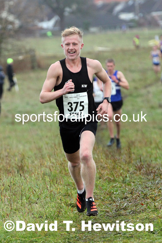 Senior men, 2021 North Eastern Cross Country Championships, Sedgefield. Photo: David T. Hewitson/Sports for All Pics